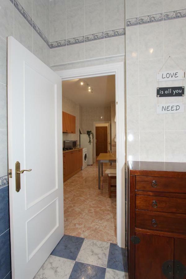 Apartamento Ollerias マラガ エクステリア 写真