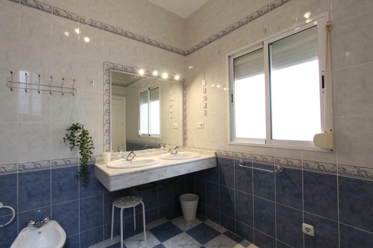 Apartamento Ollerias マラガ エクステリア 写真