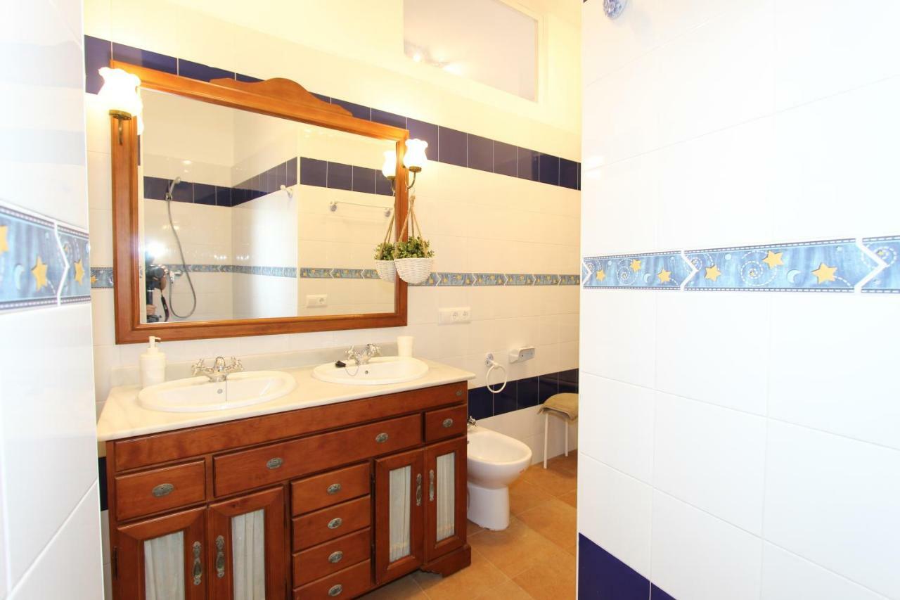 Apartamento Ollerias マラガ エクステリア 写真